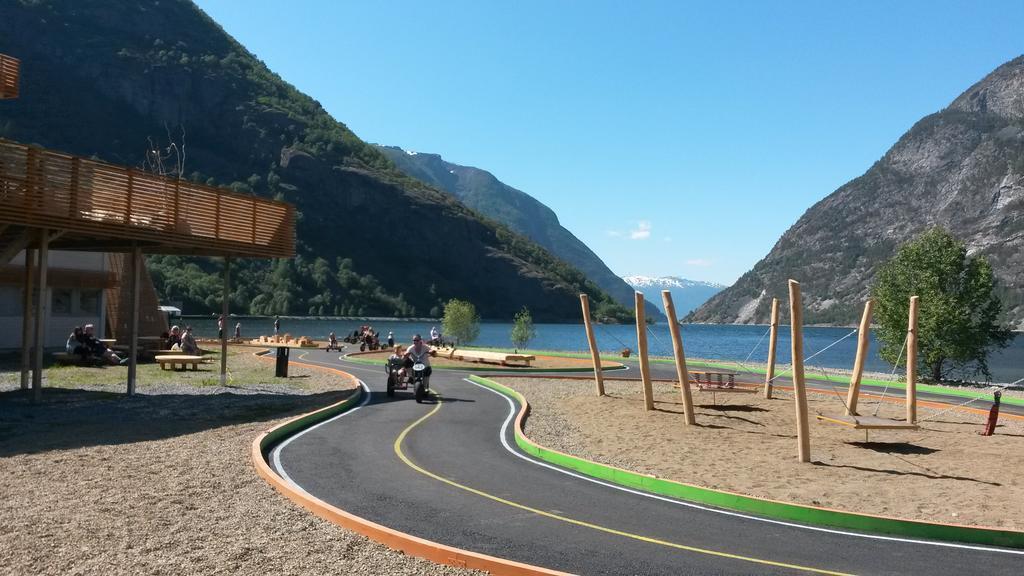 Laerdal Ferie- Og Fritidspark Lærdalsøyri Εξωτερικό φωτογραφία